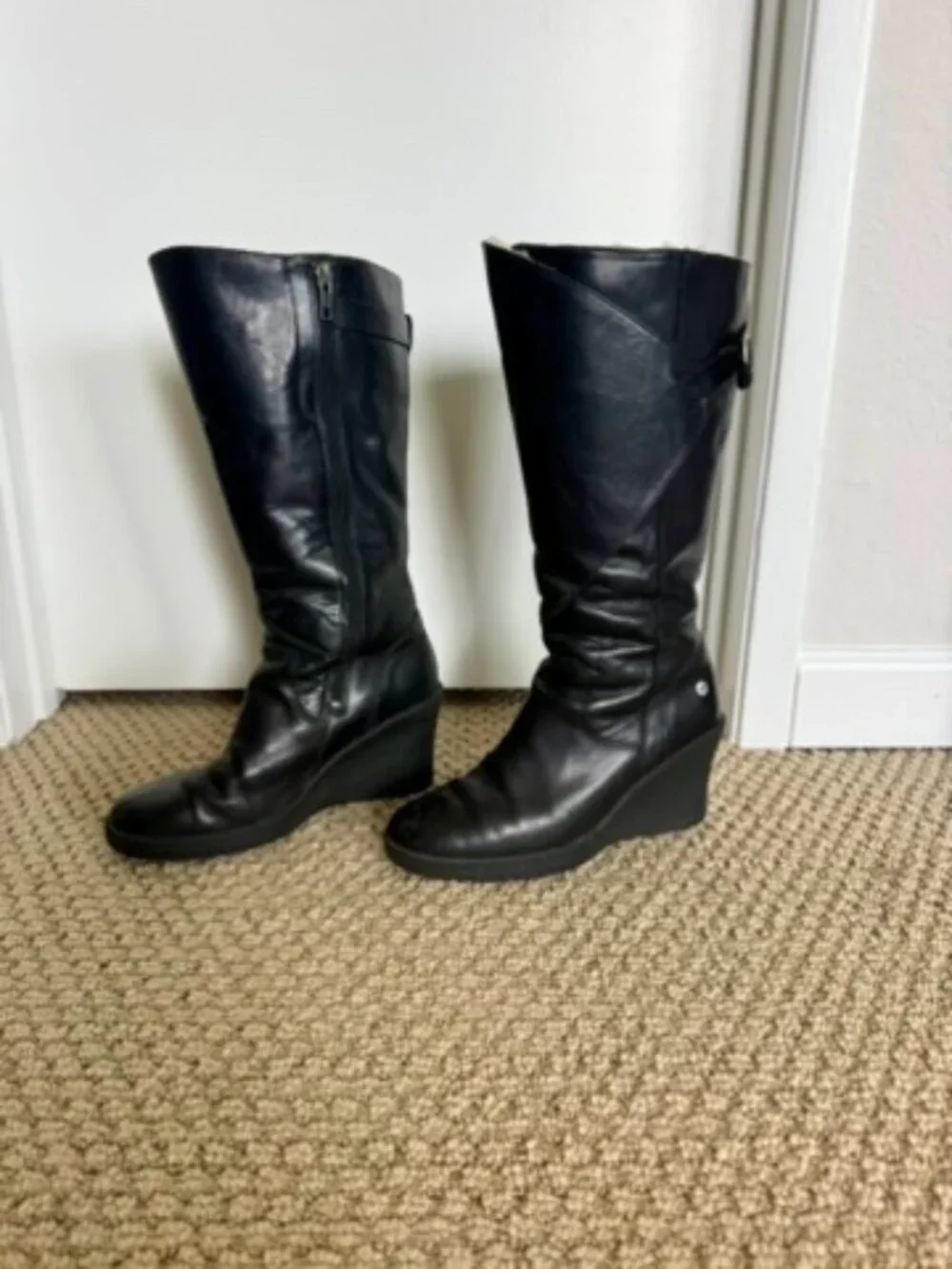 UGG Black Leather Tall Knee-High Wedge Boot | Sheepskin Lined | Size 7 - Picture 3 of 6